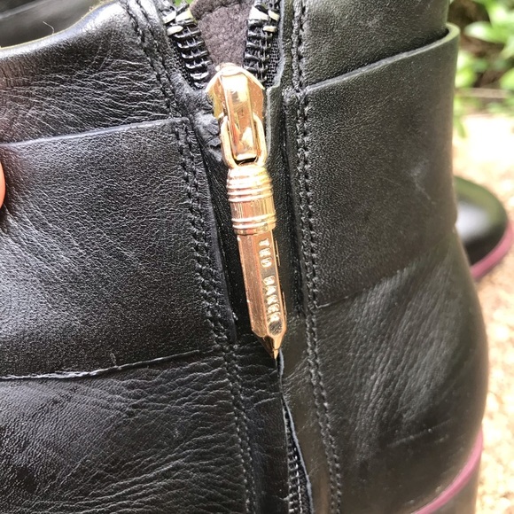 Ted Baker Ankle Boots Booties Black Leather Womens 37 Purple Lucite Buckle - Picture 9 of 11